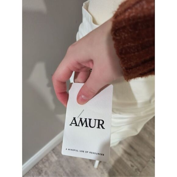 AMUR White Kit Ruched Cotton Mini Skirt Size Small NWT - Picture 8 of 8